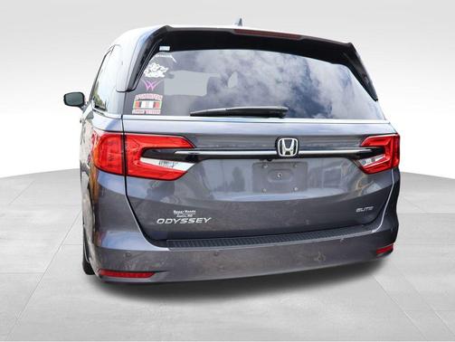 Gray 2023 Honda Odyssey Elite