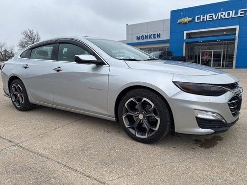 2022 Chevrolet Malibu LT