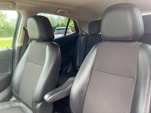 Anthracite Gray 2020 Buick Encore Preferred