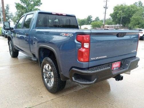 2025 Chevrolet Silverado 2500 Custom