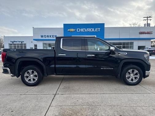 2025 GMC Sierra 1500 SLT