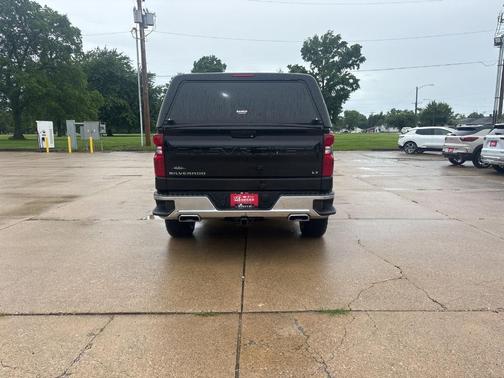 Black 2024 Chevrolet Silverado 1500 LT