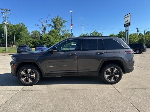 2024 Jeep Grand Cherokee 4xe Base