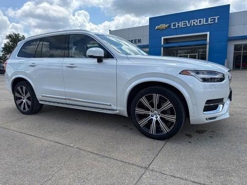 2022 Volvo XC90 T6 Inscription 7 Passenger