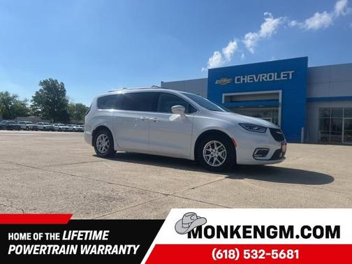 2022 Chrysler Pacifica Touring-L