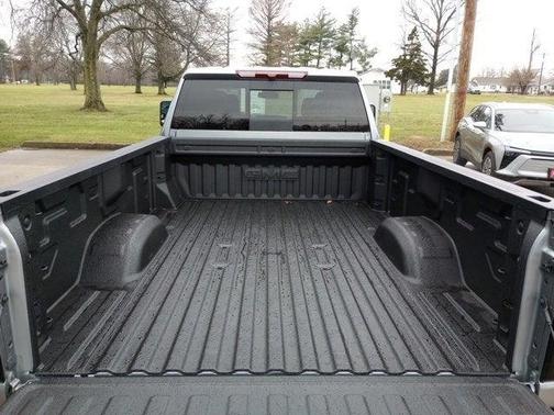 2025 GMC Sierra 2500 SLE