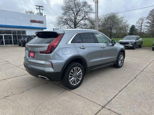 Silver Metallic 2025 Cadillac XT4 Premium Luxury