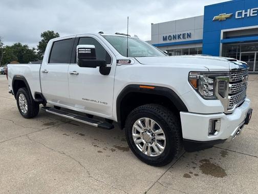 White Frost Tri-Coat 2023 GMC Sierra 2500 Denali
