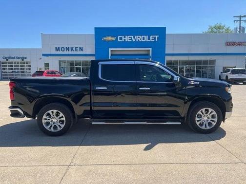 Black 2022 Chevrolet Silverado 1500 LTZ