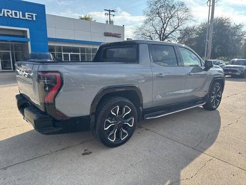 2025 GMC Sierra EV Denali