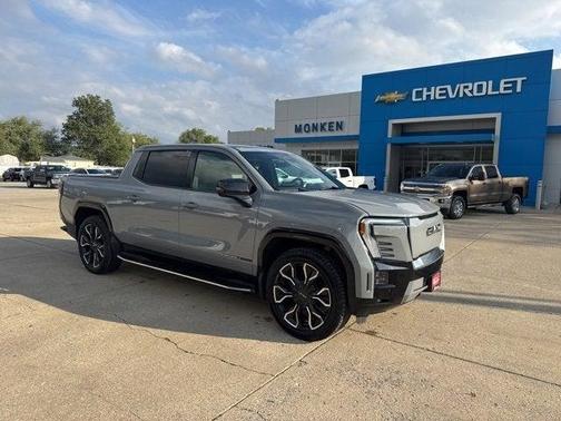 2025 GMC Sierra EV Denali