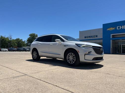 Summit White 2023 Buick Enclave Essence