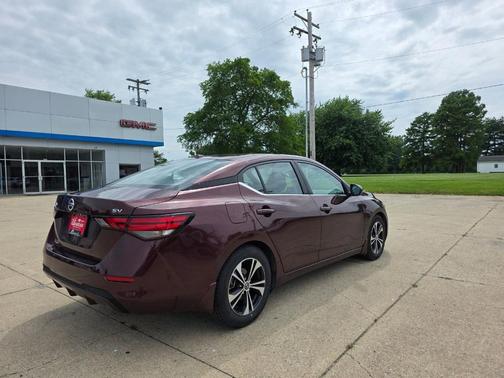 Rosewood Metallic 2022 Nissan Sentra SV