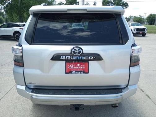 2020 Toyota 4Runner SR5