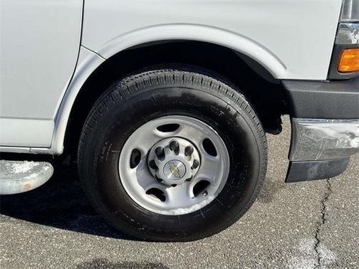 2024 Chevrolet Express 2500 Work Van