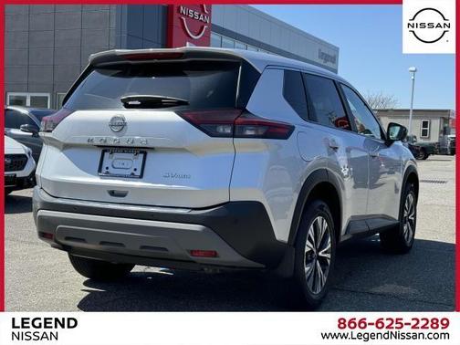 2022 Nissan Rogue SV