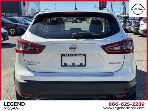 2022 Nissan Rogue Sport SL