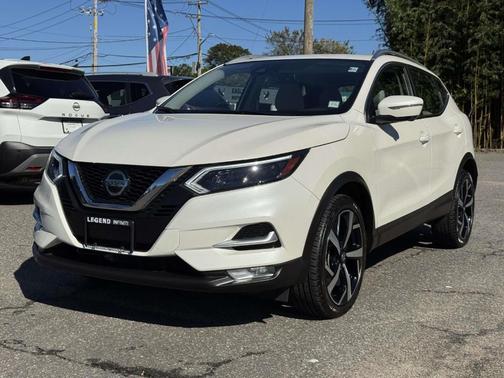 2022 Nissan Rogue Sport SL