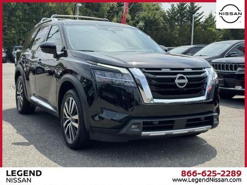 2023 Nissan Pathfinder Platinum
