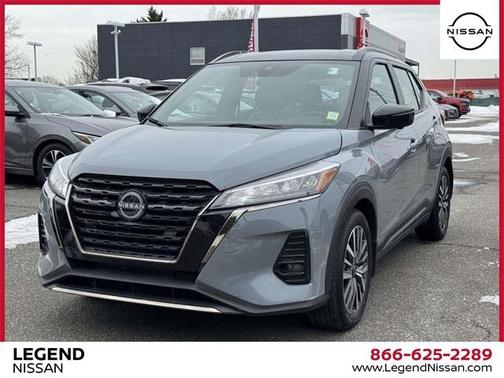 2023 Nissan Kicks SR