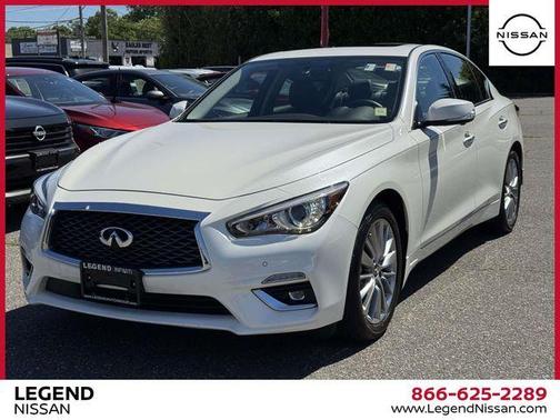 Majestic White 2023 INFINITI Q50 LUXE
