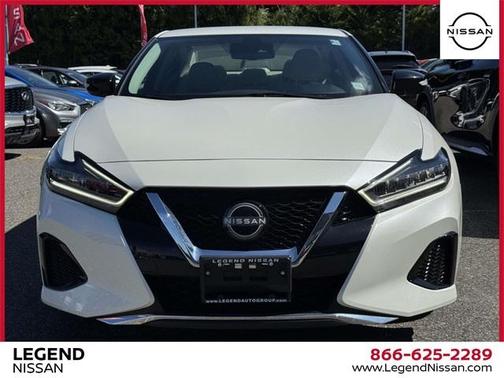 2023 Nissan Maxima SV