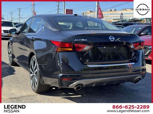 2021 Nissan Altima 2.5 SR