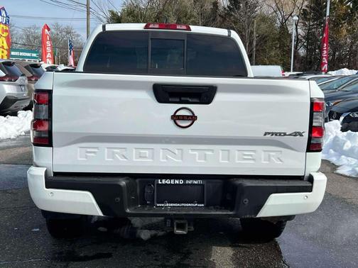 2022 Nissan Frontier PRO-4X