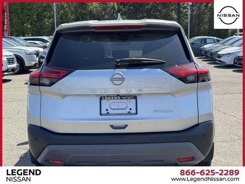 Brilliant Silver Metallic 2023 Nissan Rogue SV