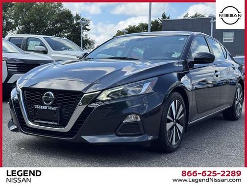 2022 Nissan Altima 2.5 SV