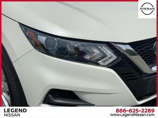 2022 Nissan Rogue Sport SV