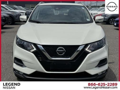 2022 Nissan Rogue Sport SV