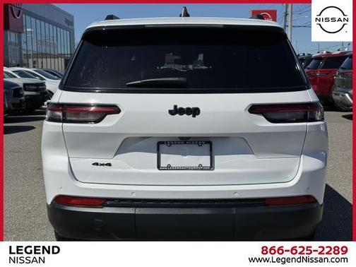 2023 Jeep Grand Cherokee L Laredo