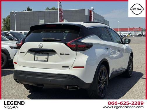 White 2024 Nissan Murano SV