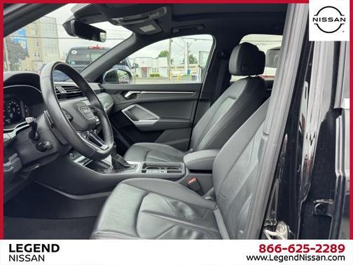 2024 Audi Q3 45 S line Premium