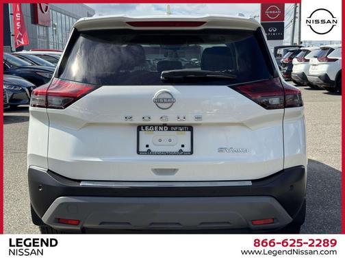 2022 Nissan Rogue SV