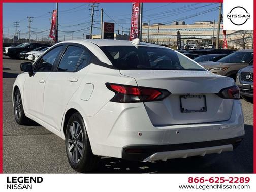 2022 Nissan Versa 1.6 SV