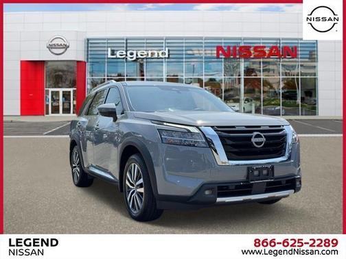2022 Nissan Pathfinder Platinum