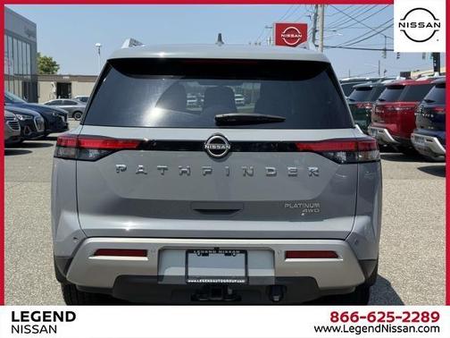 2022 Nissan Pathfinder Platinum