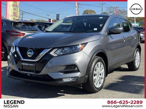 2022 Nissan Rogue Sport SV