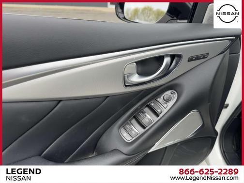 2022 INFINITI Q50 LUXE