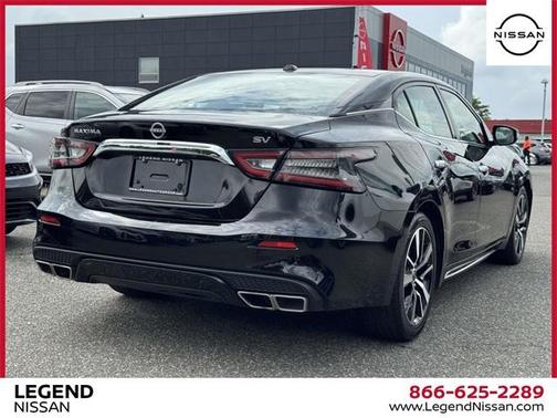 2023 Nissan Maxima SV