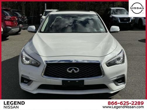 2023 INFINITI Q50 LUXE