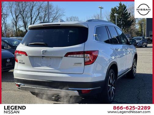 2022 Honda Pilot Touring 7-Passenger
