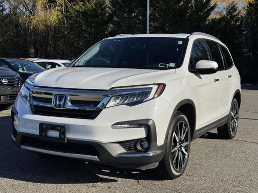 2022 Honda Pilot Touring 7-Passenger