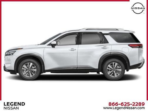 2025 Nissan Pathfinder SL