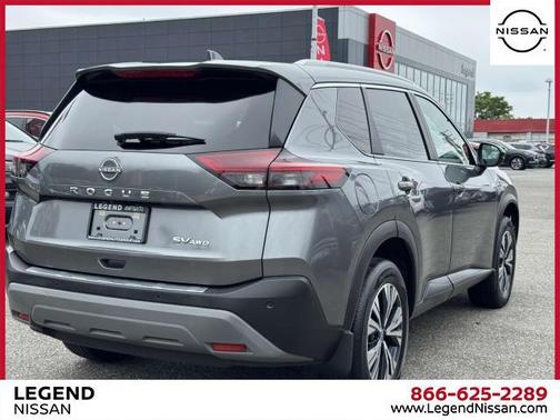 2022 Nissan Rogue SV