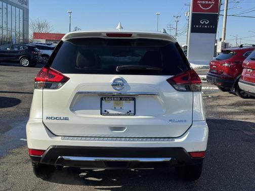2018 Nissan Rogue SL