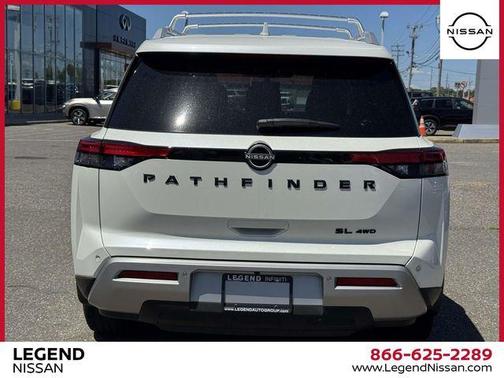White 2023 Nissan Pathfinder SL