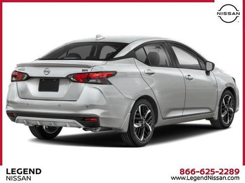 2025 Nissan Versa 1.6 SR